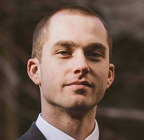 Thomas Whitfield, obchodný analytik a odborník na krypto trh, portrét
